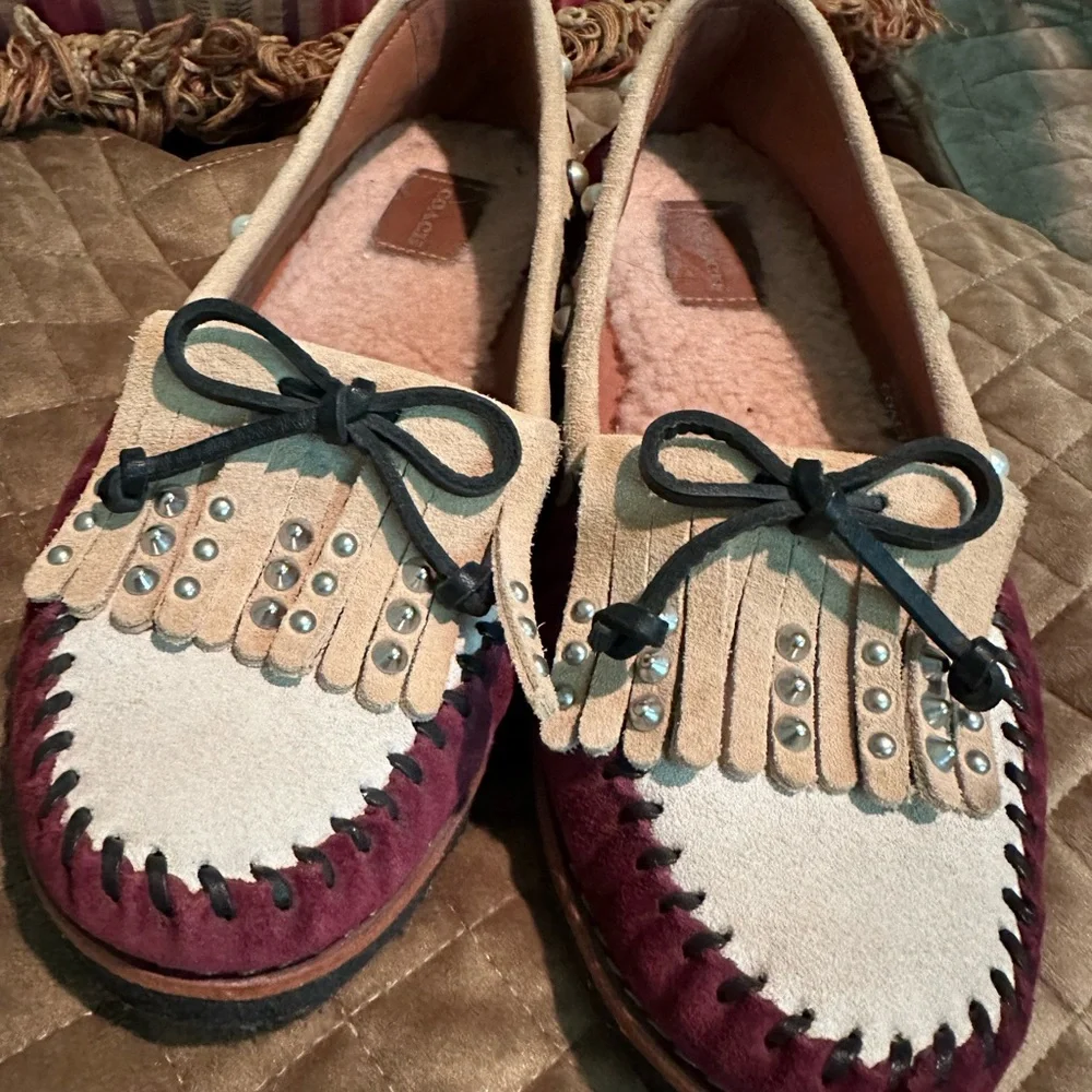 Coach Brown and Cream Moccasins with Classic Design - Picture 5 of 7